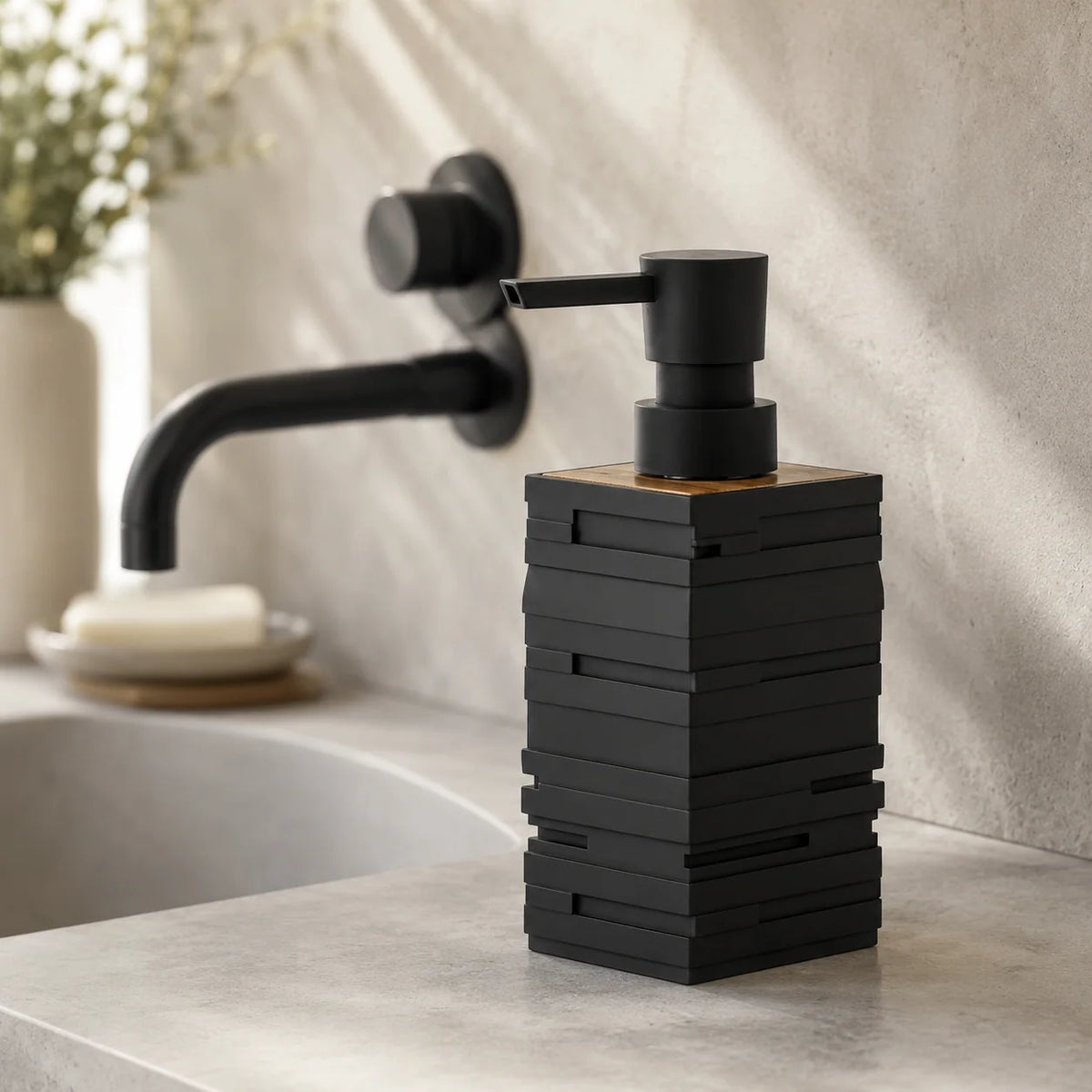 Distributeur de savon noir mat finition bois de teck - Savena - photo 6