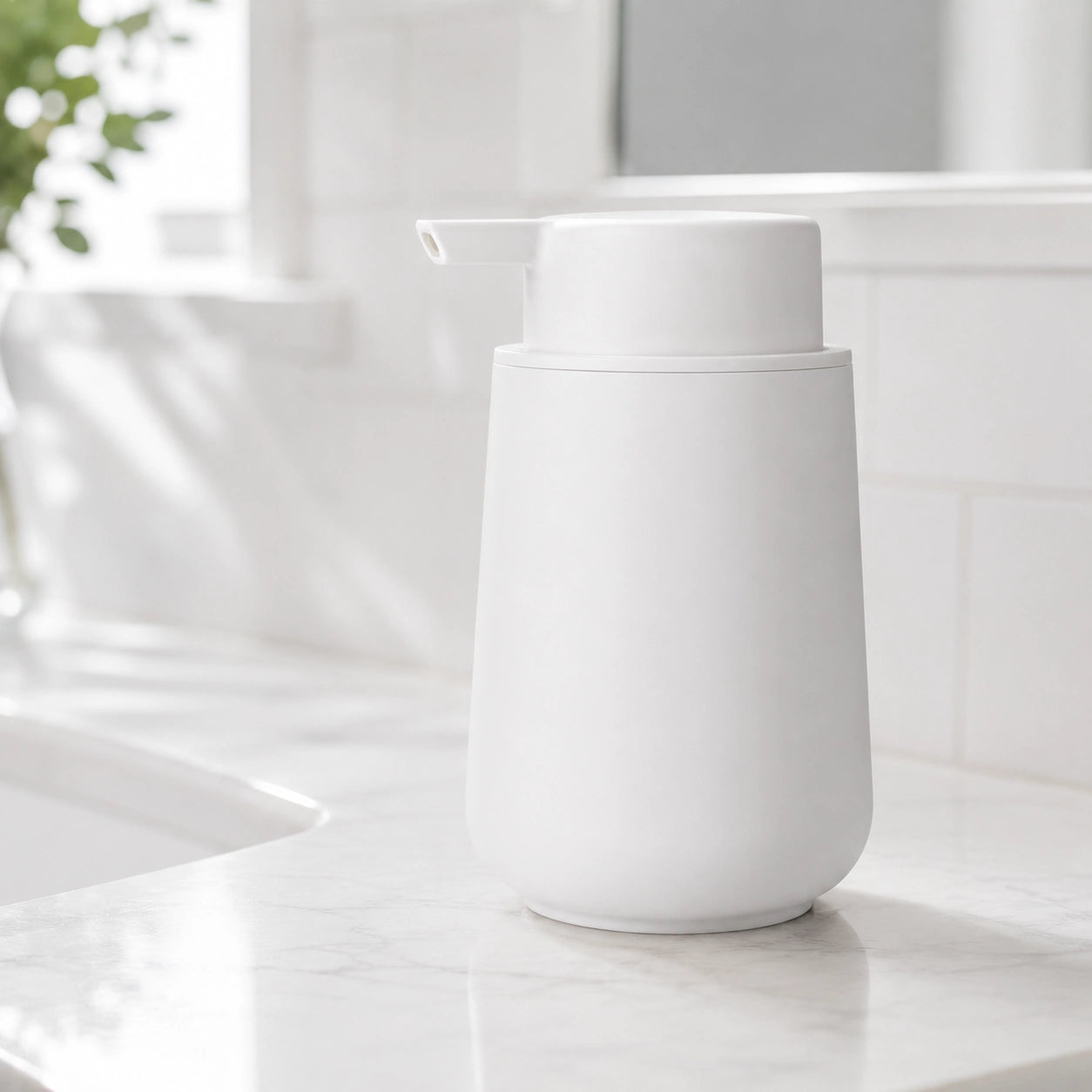 Distributeur de savon liquide minimaliste blanc 320 ml - Savena - photo 2