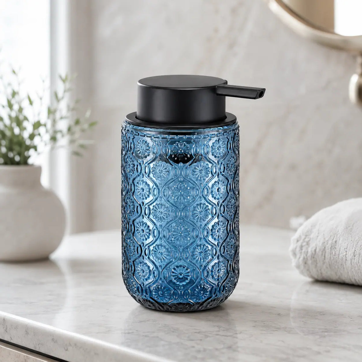 Distributeur de savon mousse en verre vintage gravé bleu 400 ml - Savena - photo 4